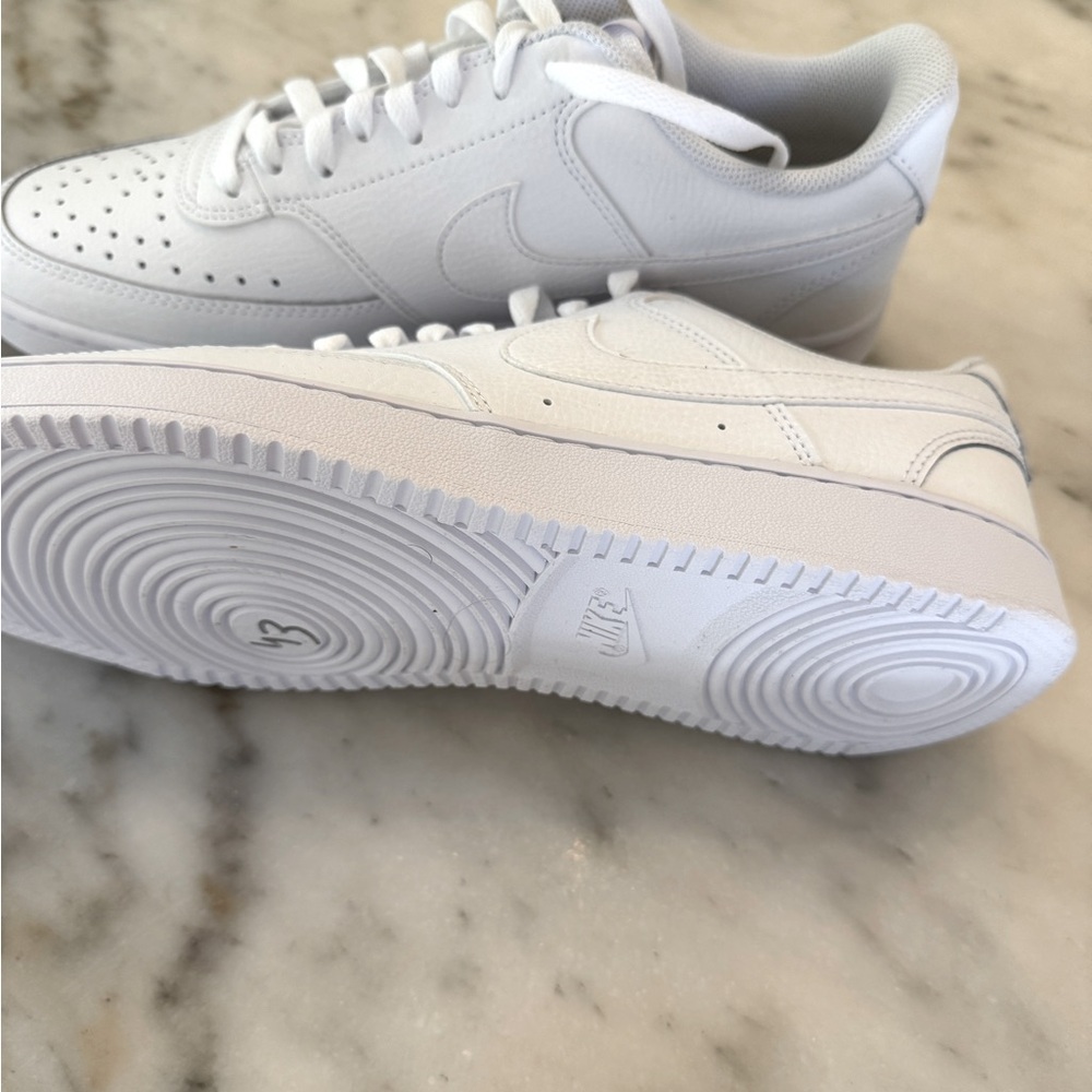 Women’s Nike Court Vision Size  11w - Picture 6 of 7